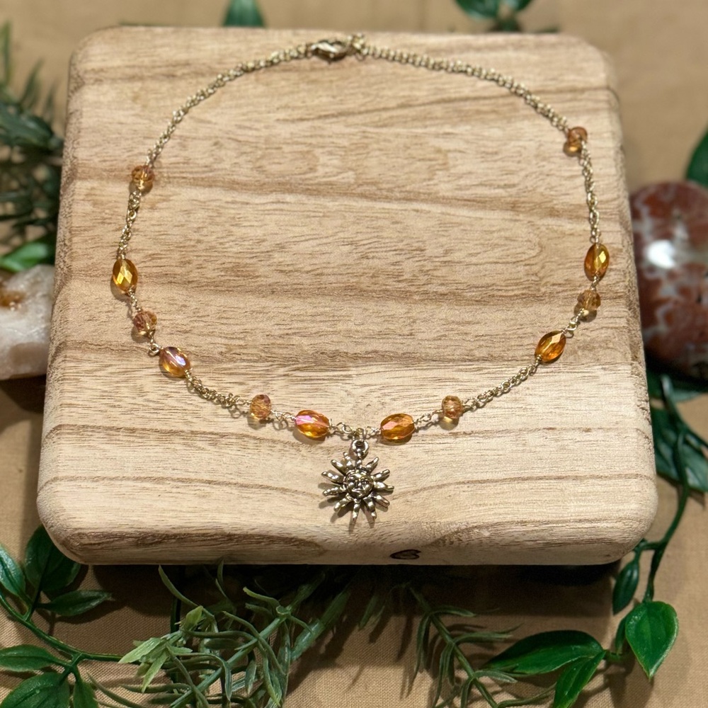 Golden hour Necklace 🌞